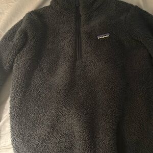 Dark grey Patagonia quarter zip